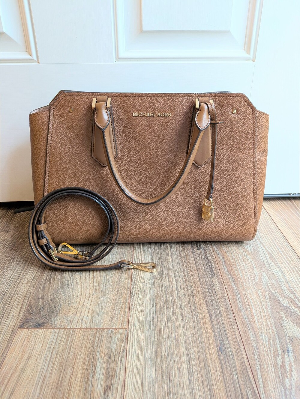 Michael Kors Pebbled Tan Leather Bag with Detachable Strap